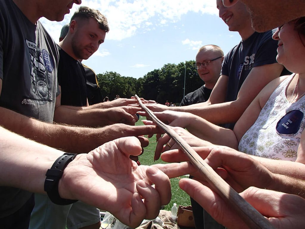 Team Building - Magic Cane